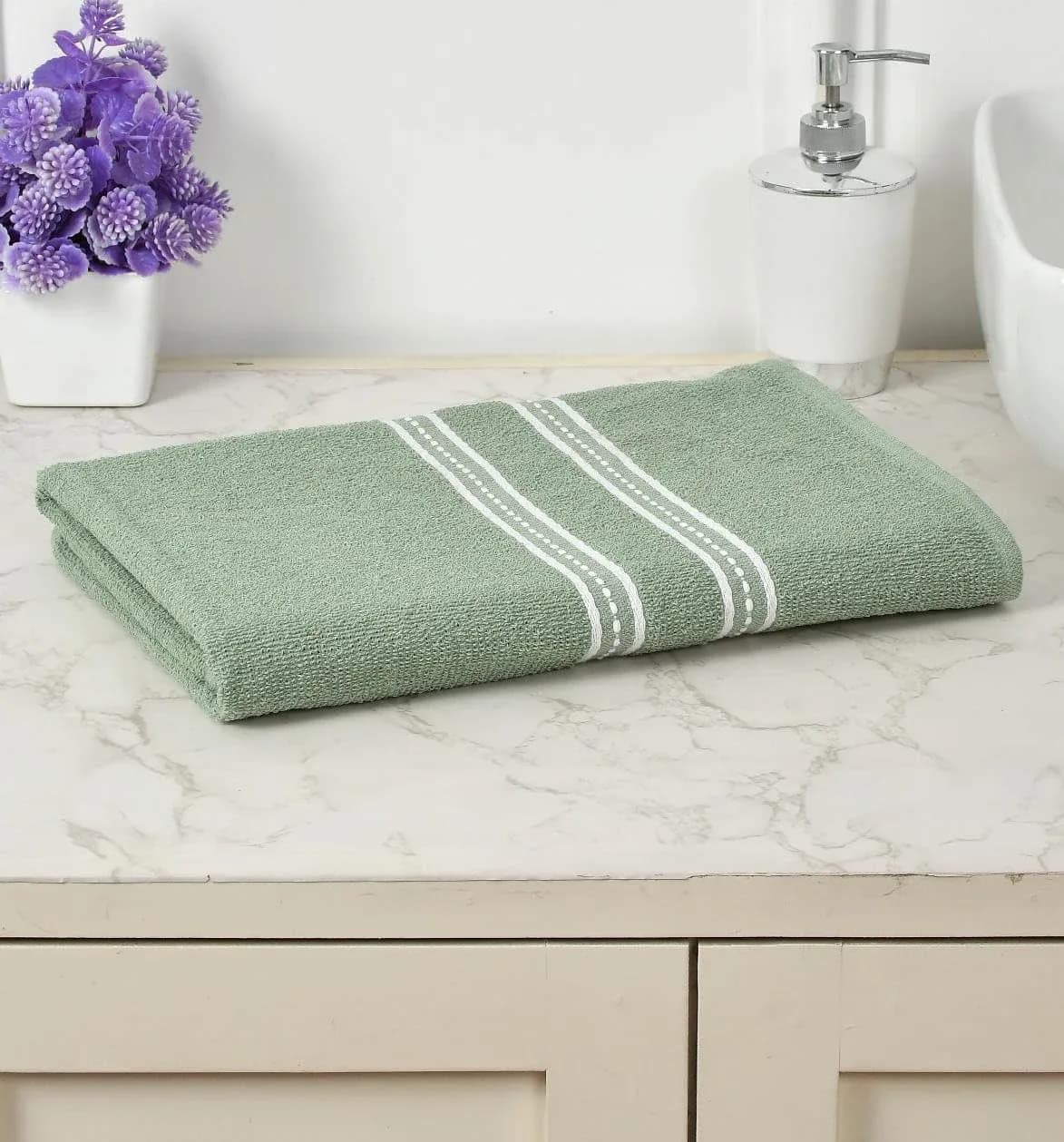 Plush Cotton Rich Bath Towel | 27x54 Inches